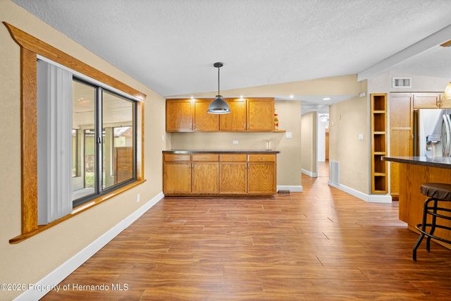 27137 Lambeth Road, Brooksville, FL 34602