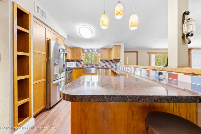 27137 Lambeth Road, Brooksville, FL 34602
