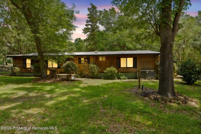 27137 Lambeth Road, Brooksville, FL 34602