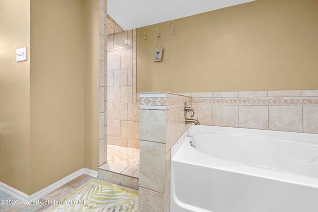 27137 Lambeth Road, Brooksville, FL 34602