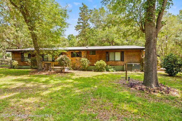 27137 Lambeth Road, Brooksville, FL 34602