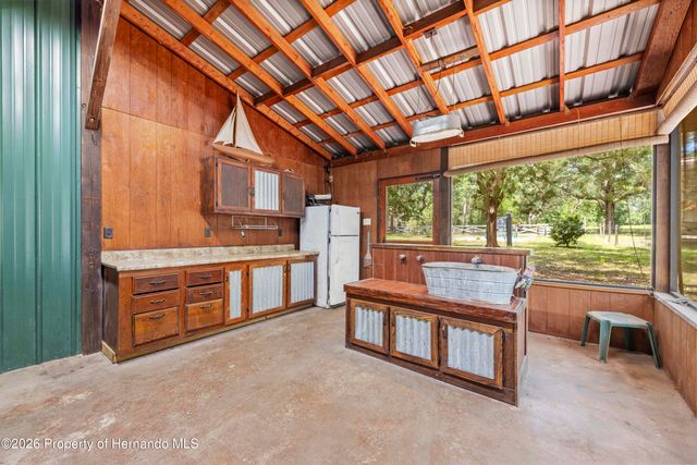 27137 Lambeth Road, Brooksville, FL 34602