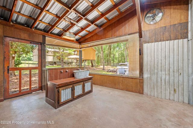 27137 Lambeth Road, Brooksville, FL 34602