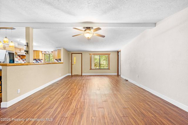 27137 Lambeth Road, Brooksville, FL 34602