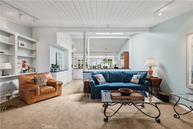 1966 Vista Caudal, Newport Beach, CA 92660