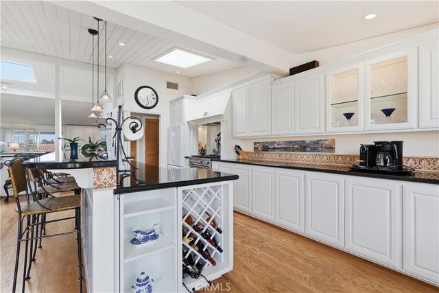1966 Vista Caudal, Newport Beach, CA 92660