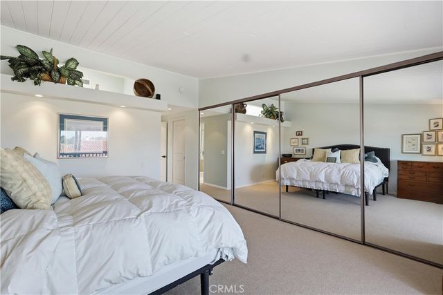 1966 Vista Caudal, Newport Beach, CA 92660