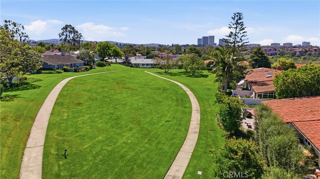 1966 Vista Caudal, Newport Beach, CA 92660