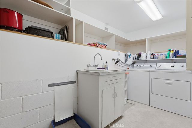 1966 Vista Caudal, Newport Beach, CA 92660