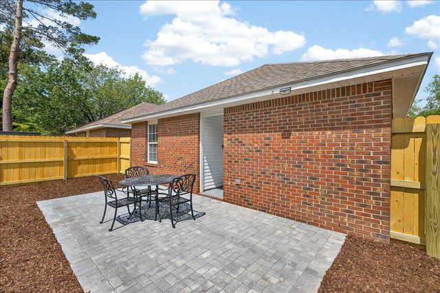 4566 Barrington Lane, Niceville, FL 32578