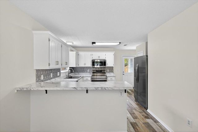 4566 Barrington Lane, Niceville, FL 32578