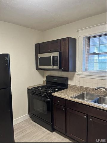 4762 Beacon Avenue, St Louis, MO 63120