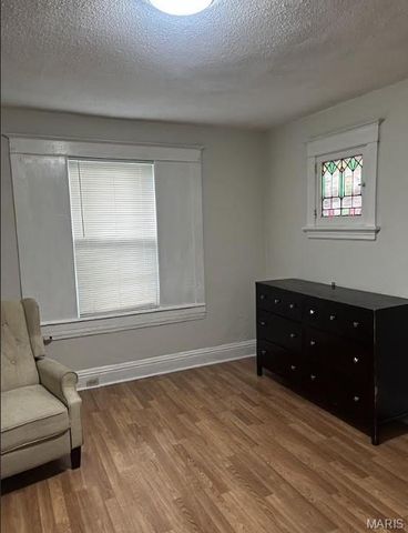 4762 Beacon Avenue, St Louis, MO 63120