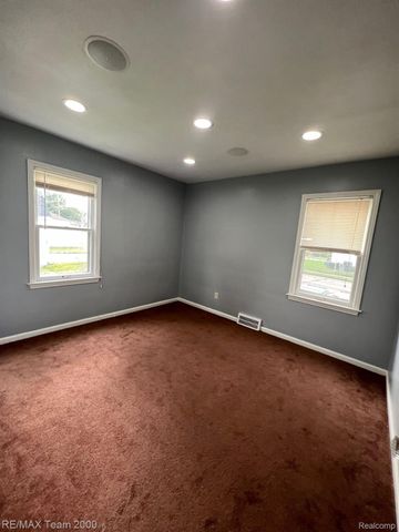 4141 Charles Street, Dearborn, MI 48126