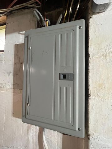 4141 Charles Street, Dearborn, MI 48126