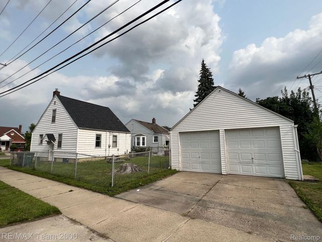 4141 Charles Street, Dearborn, MI 48126