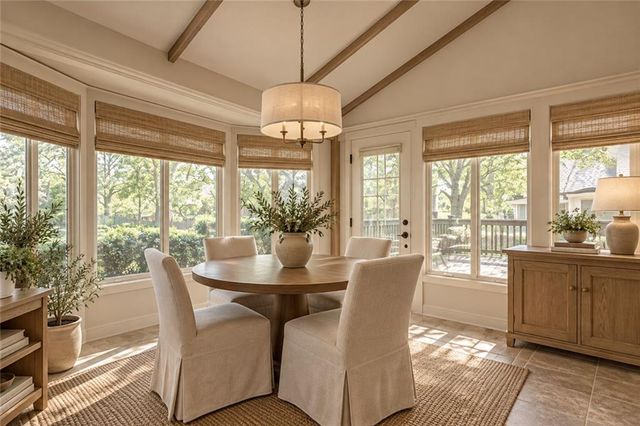 8017 W 115th Terrace, Overland Park, KS 66210