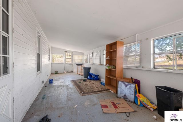 1207 Kasper Street, Bellevue, NE 68147