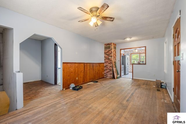 1207 Kasper Street, Bellevue, NE 68147