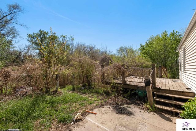 1207 Kasper Street, Bellevue, NE 68147