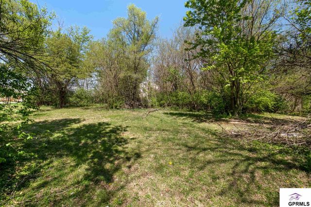 1207 Kasper Street, Bellevue, NE 68147