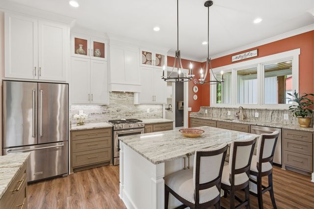 1602 Errel Dowlen Rd, Pleasant View, TN 37146