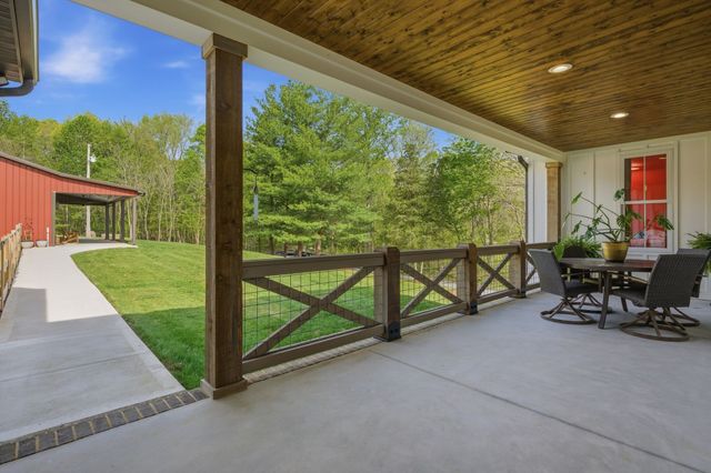 1602 Errel Dowlen Rd, Pleasant View, TN 37146
