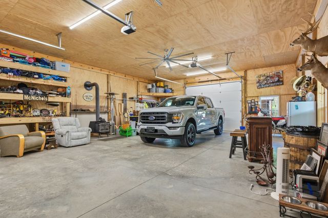 1602 Errel Dowlen Rd, Pleasant View, TN 37146