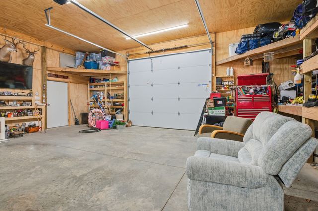 1602 Errel Dowlen Rd, Pleasant View, TN 37146