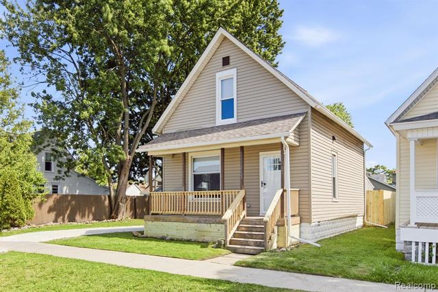 1126 Miller Street, Port Huron, MI 48060