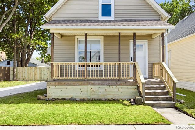 1126 Miller Street, Port Huron, MI 48060