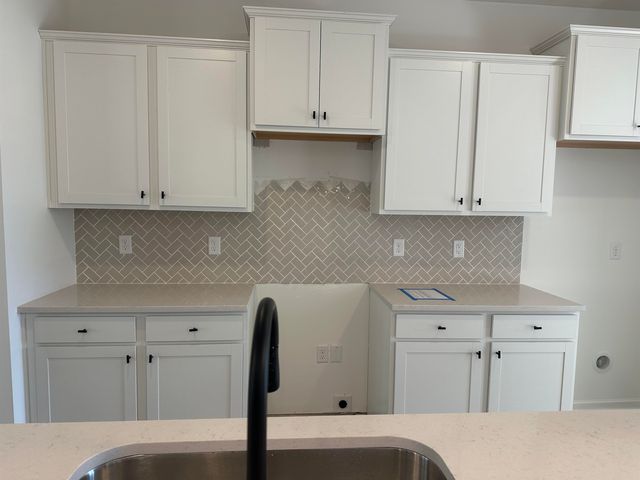 347 E Pyrenees Drive, Wellford, SC 29385