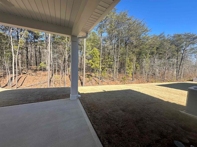 347 E Pyrenees Drive, Wellford, SC 29385