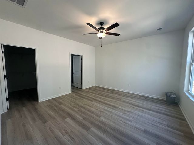 347 E Pyrenees Drive, Wellford, SC 29385