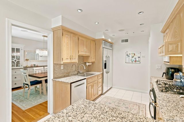 80 Hickory Hill Drive, Dobbs Ferry, NY 10522