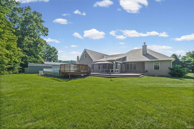 7287 N 900 East, Lafayette, IN 47905