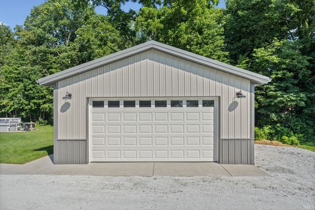 7287 N 900 East, Lafayette, IN 47905