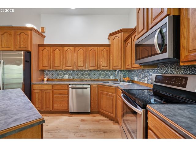 2838 LEWIS RIVER Rd, Woodland, WA 98674