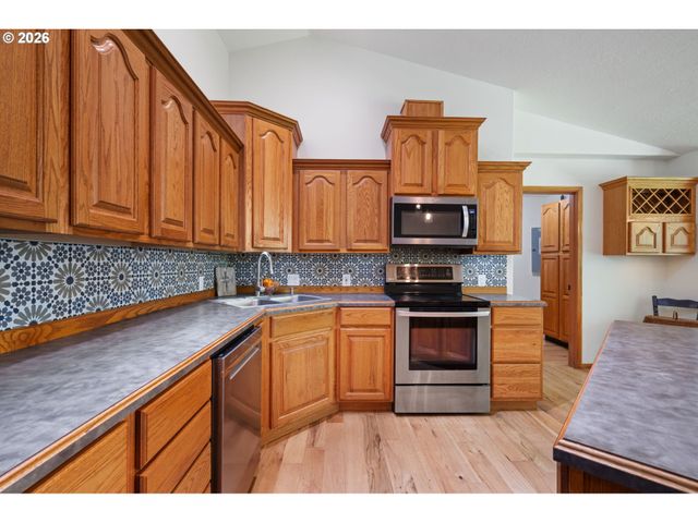 2838 LEWIS RIVER Rd, Woodland, WA 98674