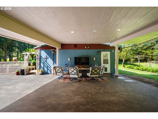2838 LEWIS RIVER Rd, Woodland, WA 98674