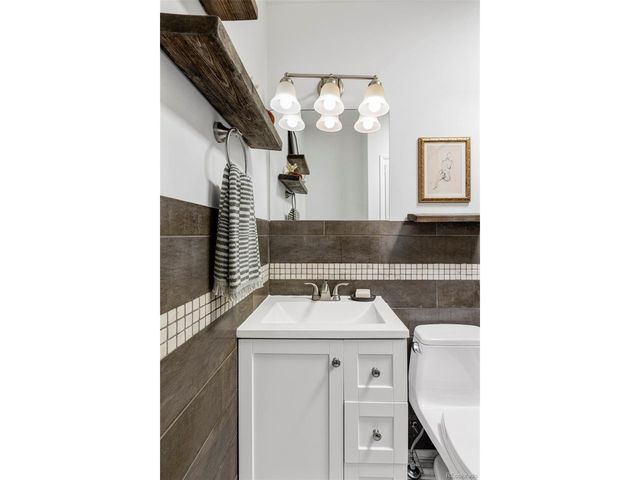 5930 Dudley St, Arvada, CO 80004