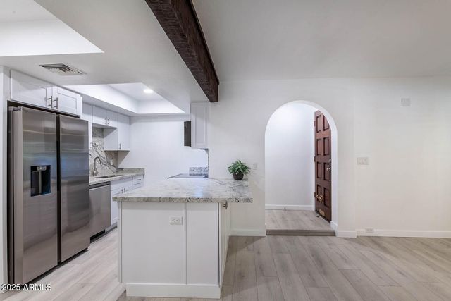 7557 N Dreamy Draw Drive Unit 150, Phoenix, AZ 85020