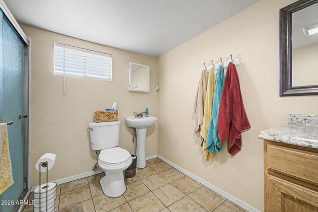 8211 S CALLE BELLA Vista, Guadalupe, AZ 85283