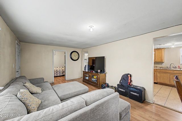 8211 S CALLE BELLA Vista, Guadalupe, AZ 85283