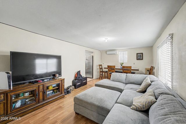 8211 S CALLE BELLA Vista, Guadalupe, AZ 85283