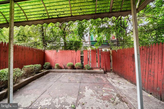 1221 W ALLEGHENY AVE, Philadelphia, PA 19133