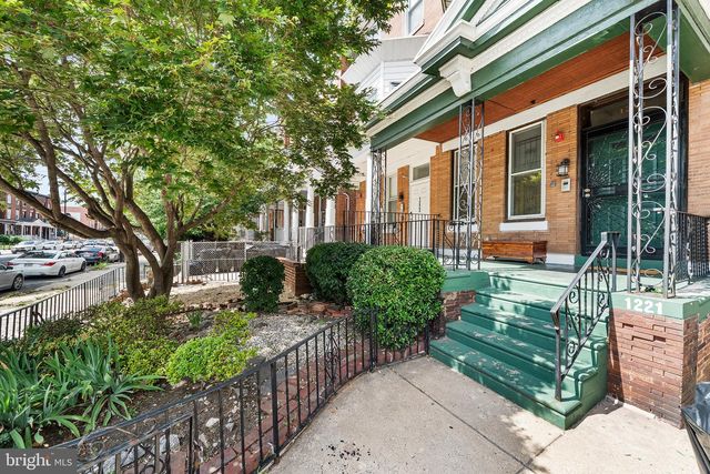 1221 W ALLEGHENY AVE, Philadelphia, PA 19133