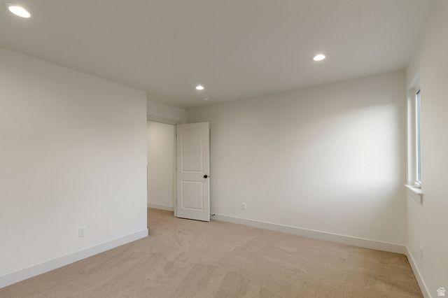 2132 N 725 W, Centerville, UT 84014