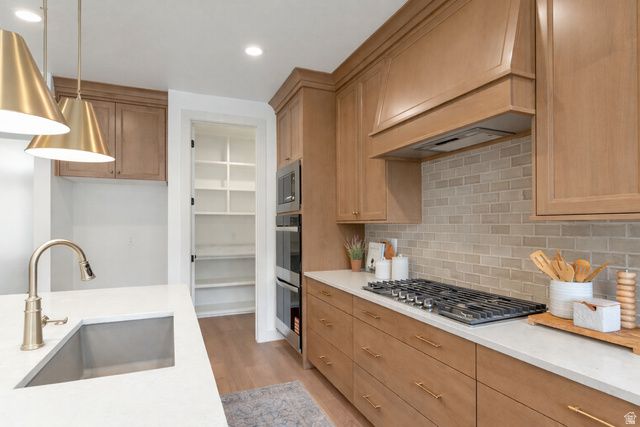 2132 N 725 W, Centerville, UT 84014