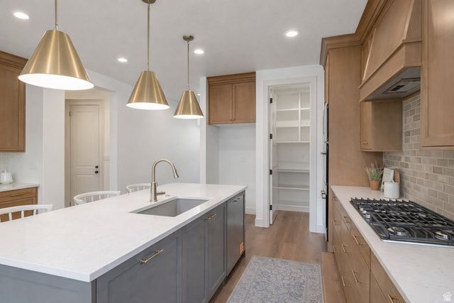 2132 N 725 W, Centerville, UT 84014